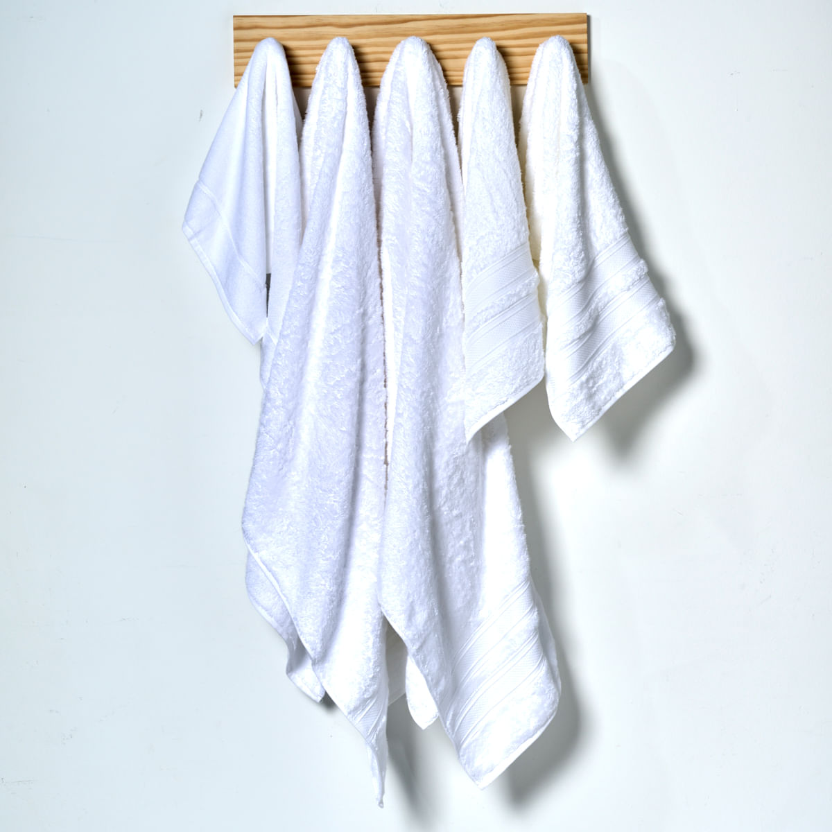 03 02 0066 Jg Banho Magnifique Gigante Branco 001